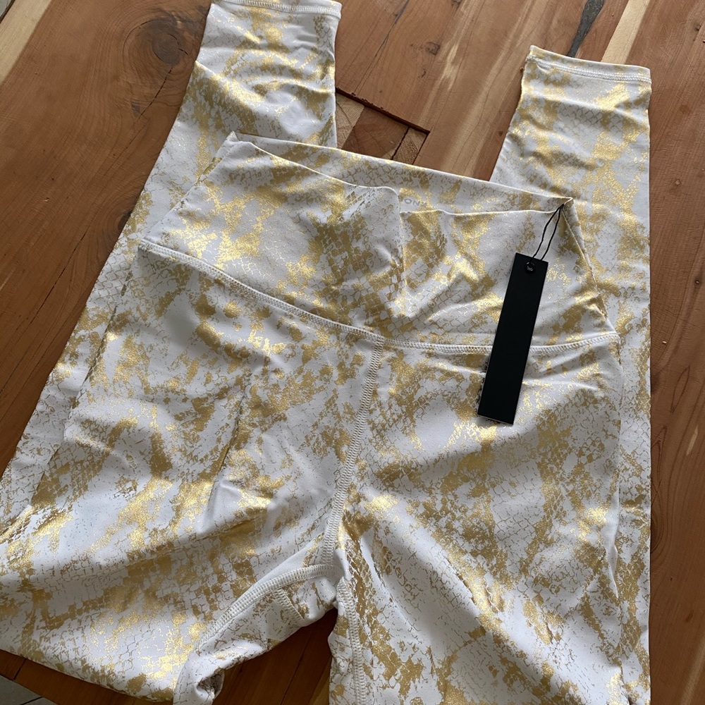 Carbon 38 Leggings